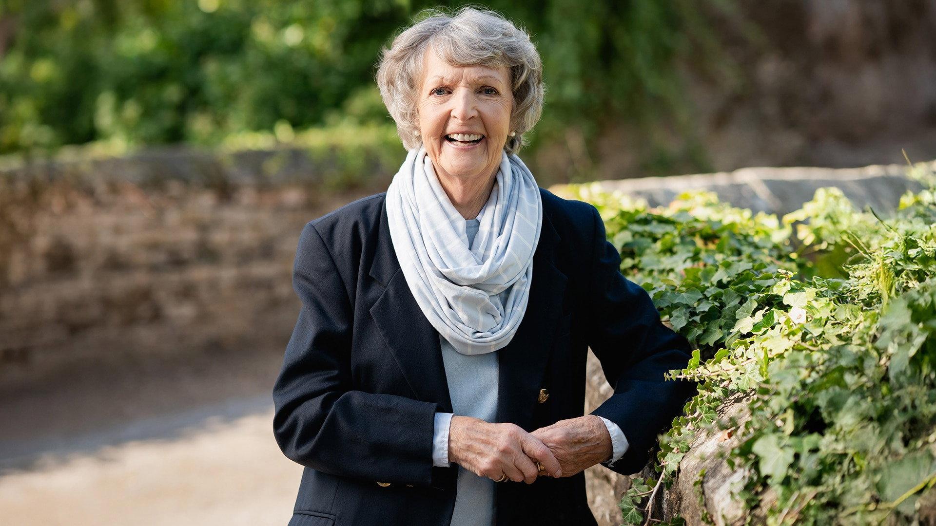 Saving Country Houses with Penelope Keith