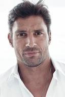 Manu Bennett